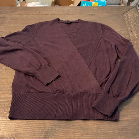 Ann Taylor Factory Sweaters - 🌟3/$15🌟Ann Taylor Factory cross front sweater. Size Med.